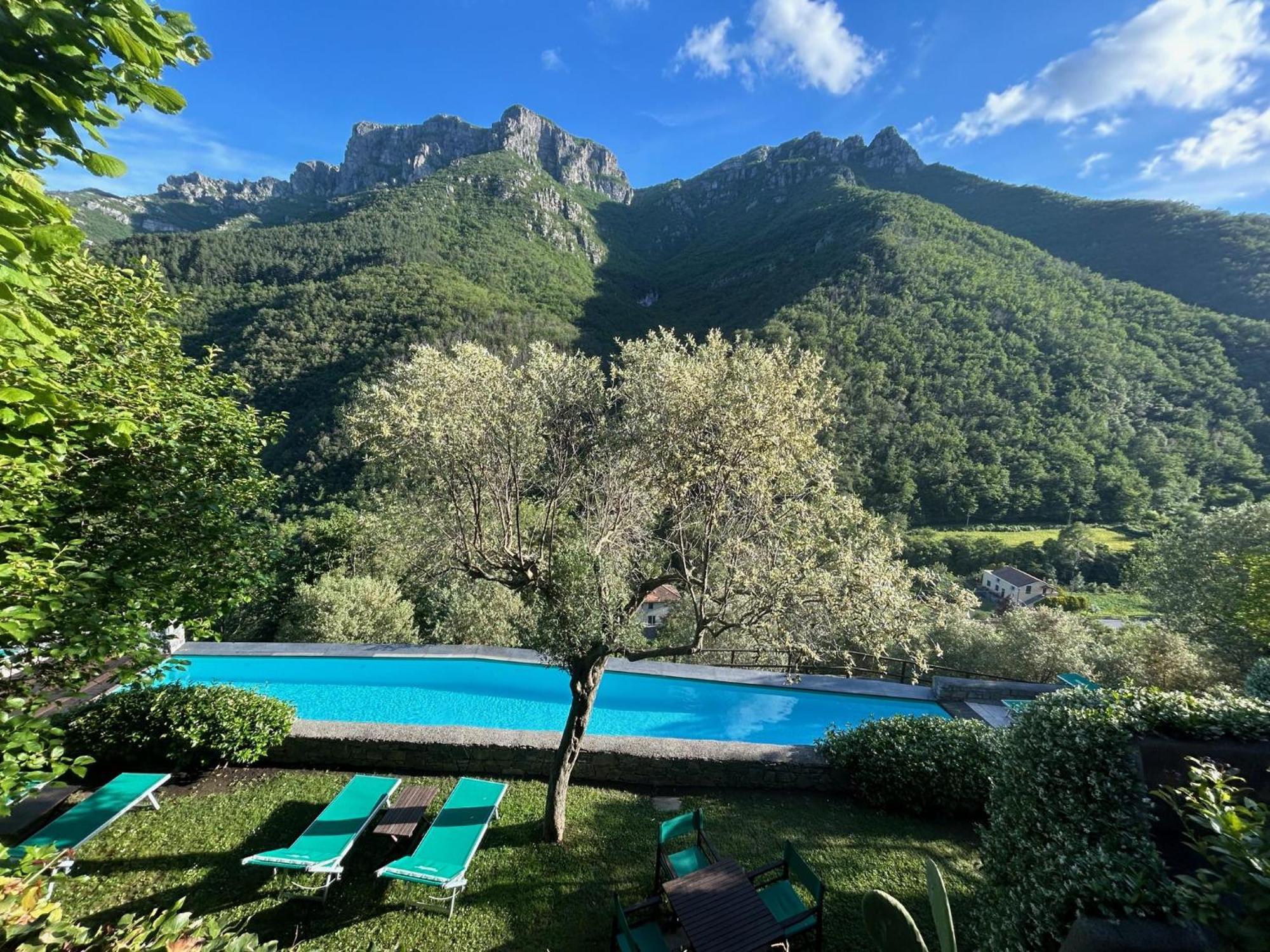 Castelletto With Mountain View Apartment Colletta Exterior photo